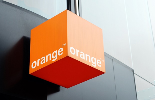 Orange table sur la formation pour préparer ses salariés au monde de demain